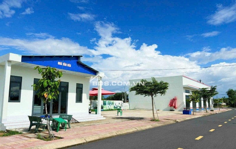 Chính Chủ kẹt tiền bán gấp đất bến lức long an SHR